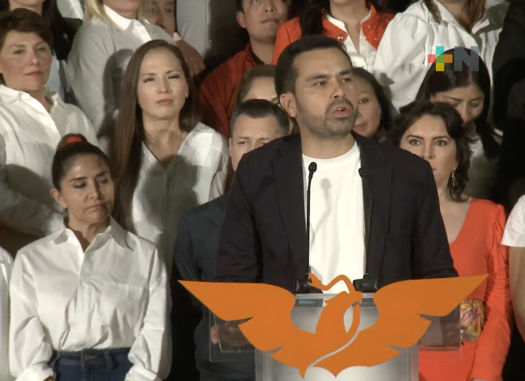 Jorge Álvarez rinde protesta como candidato a la presidencia de la República por MC